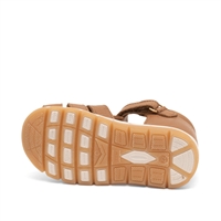 Bisgaard Billie sandaler i brun læder med fleksibel gummisål og lukket tå til børn, billede af ydersål