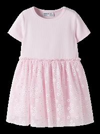Name It lyserød kjole med rib og tylskørt med blomster forfra